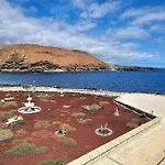 Amarilla Bay Апартаменты