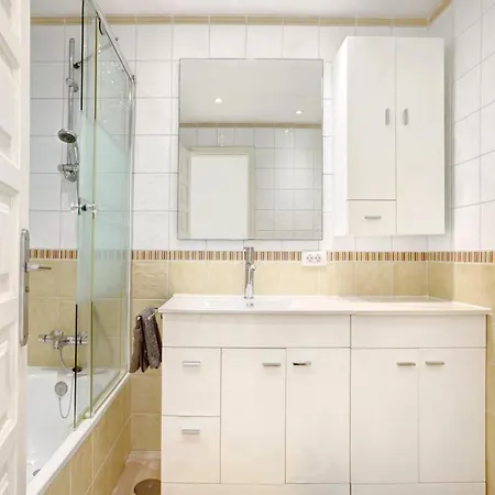 Amarilla Bay Apartment