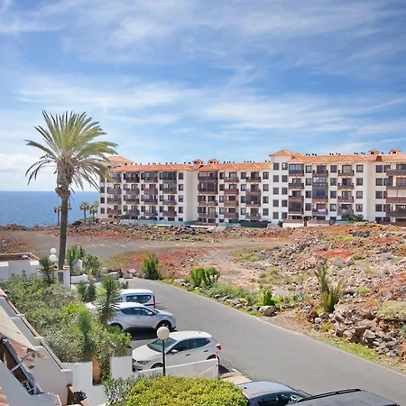 Amarilla Bay Costa Del Silencio